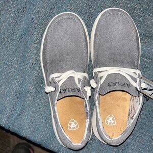 Women’s Ariat shoes